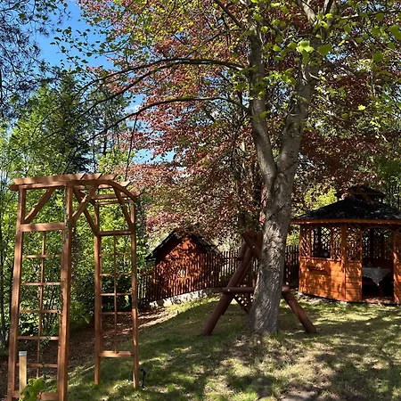 Aleja Lubon - Private Mountain House